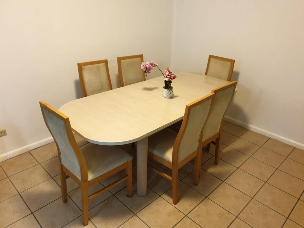 Surfers Holiday Apartment